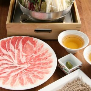 ≪銀座≫上霧島黒豚を使った 「黒豚しゃぶしゃぶ」と「せいろ蒸し」の専門店 羅豚(らぶ)様